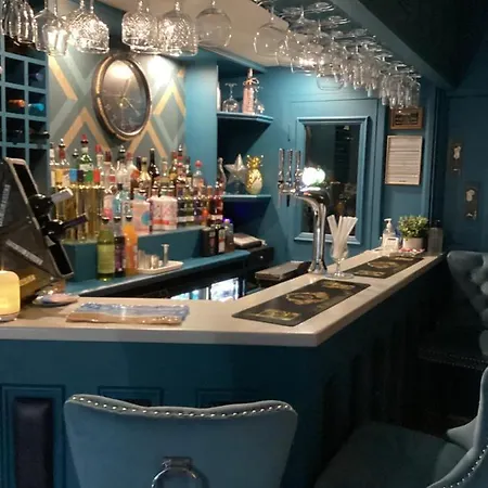 By The Seaside Bed & Breakfast *