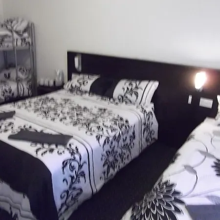 The Woodfield , Indoor Heated Swimming Pool, Spacious Lounge And Bar Blackpool