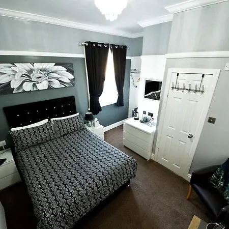 Rossall House , For Families & Couples Blackpool