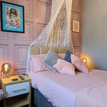 Bed & Breakfast The Mercury, - Over 21's Only Blackpool
