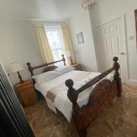 Hotel Alexander 2*