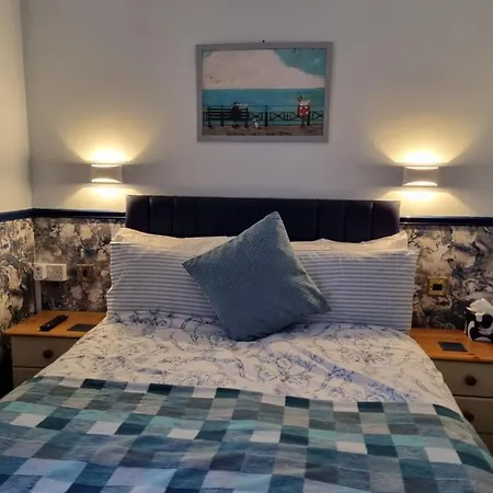 Sirocco Blues Bed & Breakfast *