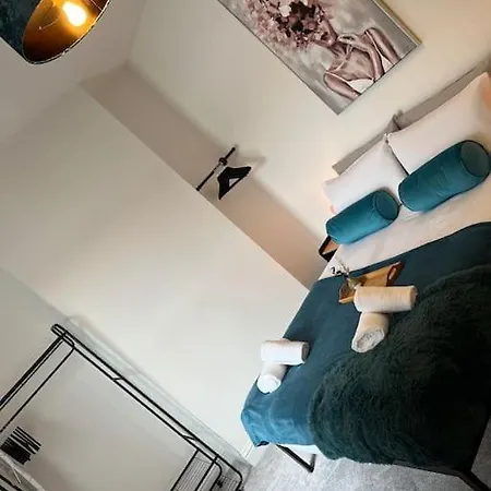 Holiday home Brand New Stunning Family House *