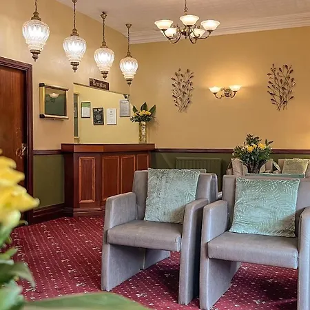 Sutcliffe Hotel 2*