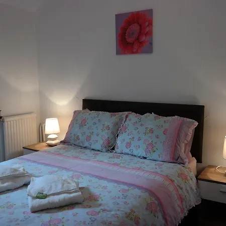 Cardoh Guest house