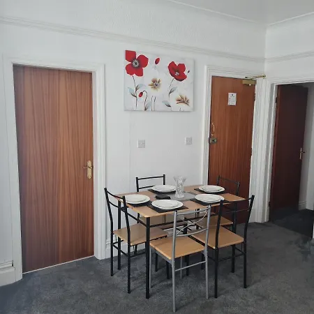 Apartment Lawnswood