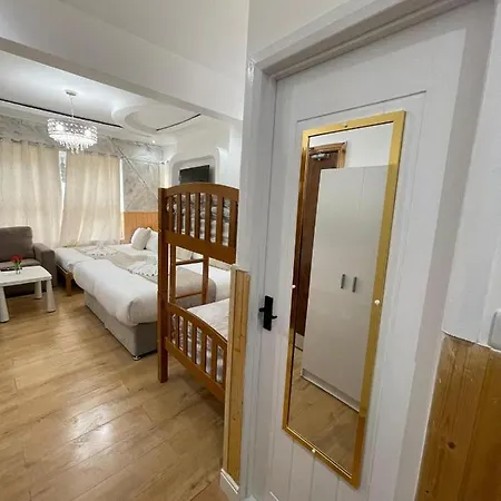 Ariana House Hotel-families And Couples Only *
