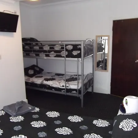 The Woodfield , Indoor Heated Swimming Pool, Spacious Lounge And Bar Hotell