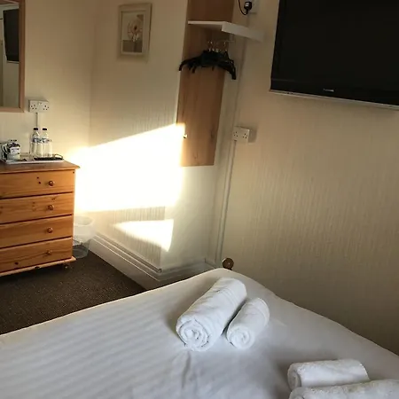 Queens Plaza Bed & Breakfast 3*