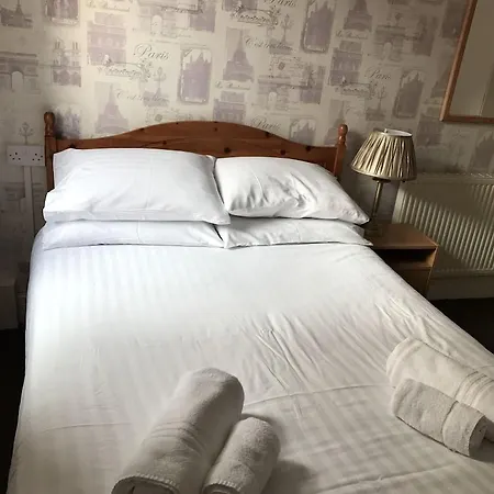 Bed & Breakfast Queens Plaza Blackpool