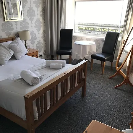 Bed & Breakfast Queens Plaza 3*