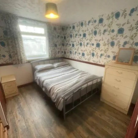 Lovely Flat In Heart * Blackpool