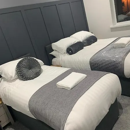 호텔 Woodhouse Fully Refurbished Quiet Family No Stag Or Hens Will Be Refused On Checkin 4*