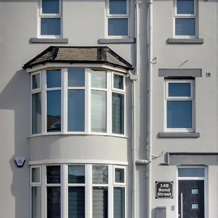 New Luxury 1 Free Parking Special Deals Apartment *