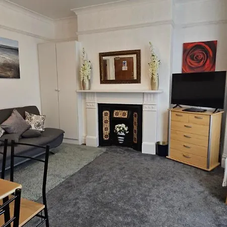 Apartment Lawnswood