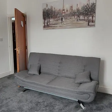 Lawnswood * Blackpool