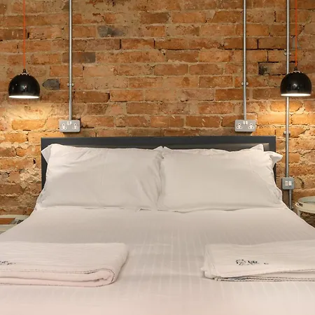 Hotel Art 2*