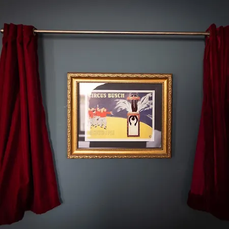 Отель Art 2*