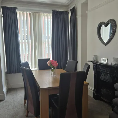 Holiday home Luxury Town House *