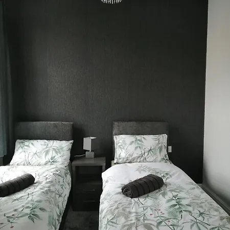 Luxury Town House * Blackpool