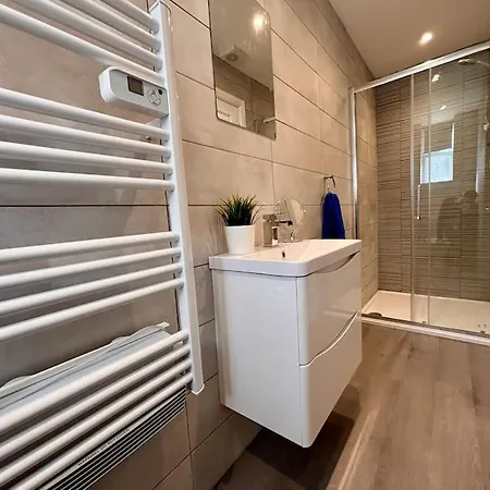 Teds Apartments-town Centre-apt3 Blackpool