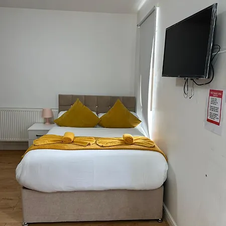 Ariana House Hotel-families And Couples Only * Blackpool