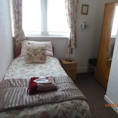 Guest house Oban House 3*