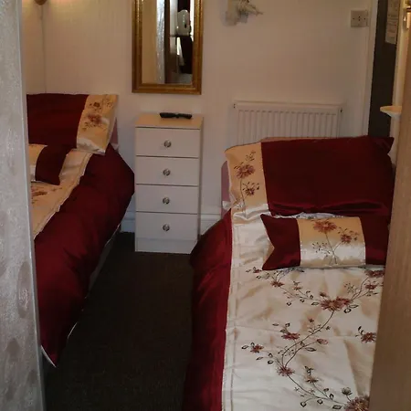 Guest house Oban House 3*