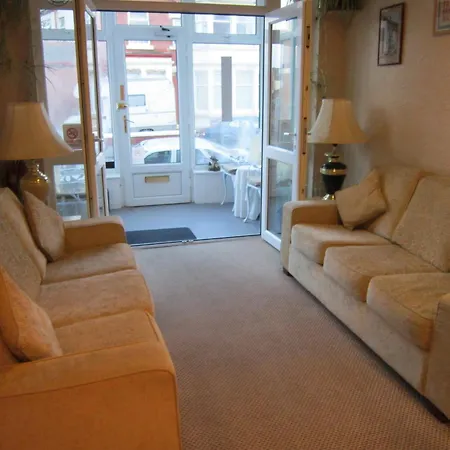 Bed & Breakfast Sussex Blackpool