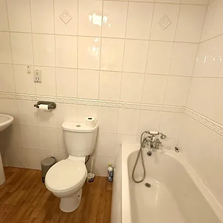 Fabrik - Harrowside By Service Apartements * Blackpool
