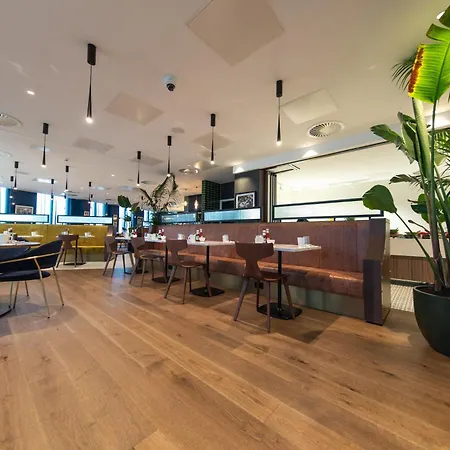 Hotel By Ihg Blackpool