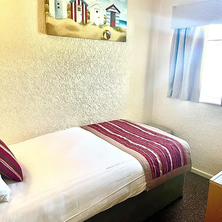 Clifton Court 2*