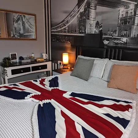 Bed & Breakfast The Mercury, - Over 21's Only 4*