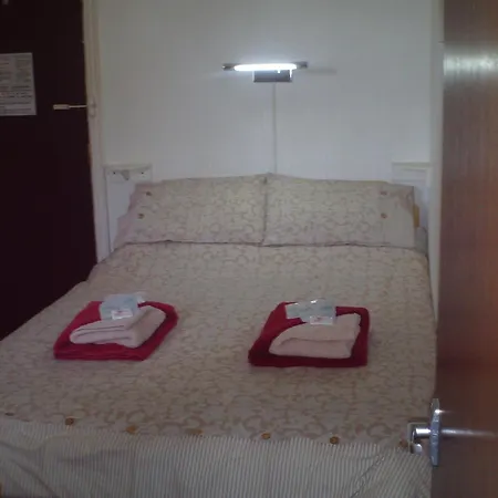 Guest house Oban House
