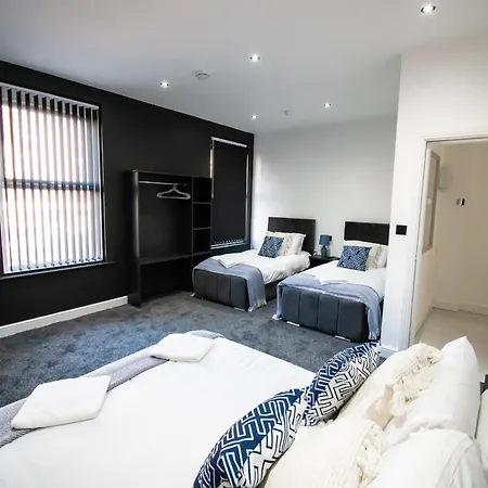 Apartment Winter Gardens By Sasco