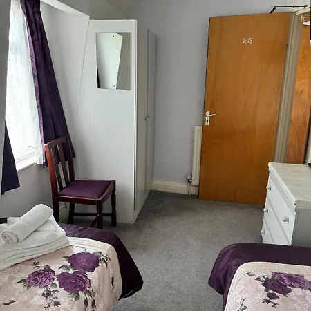 Delton Hotel 3*