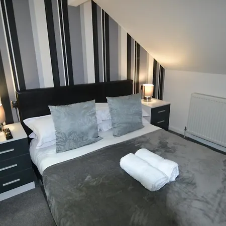 33 * Blackpool