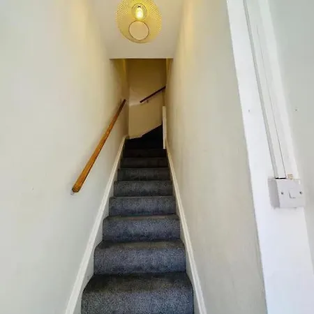 2 Bedroom With Seaside Views