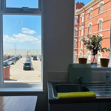 2 Bedroom With Seaside Views * Blackpool