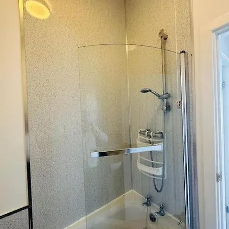 Apartment 2 Bedroom With Seaside Views Blackpool