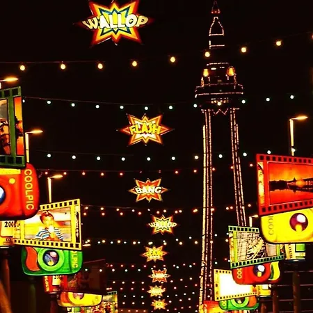 100 Pipers 3* Blackpool