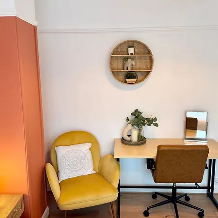 Holiday home Elegant 2bd Family Retreat Town Blackpool