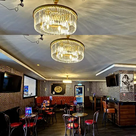 Sapphire Promenade 酒店 黑潭