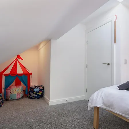 Reads Court - Collection Apartment *