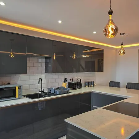 Bliss - Spacious 4-bed