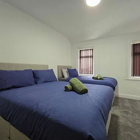 Apartment Bliss - Spacious 4-bed