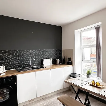 Willow - 3br - Sleeps 8 - Apartment
