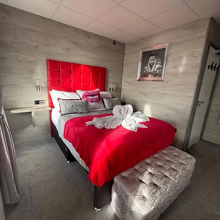 Kings Boutique Hotell 5*