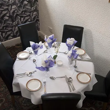 Leverdale Hotel 2*