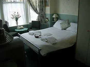 The Berkswell Hotel Blackpool